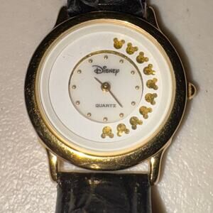 Disney Time Works Mickey Mouse Quartz Watch – Gold Tone – Vintage